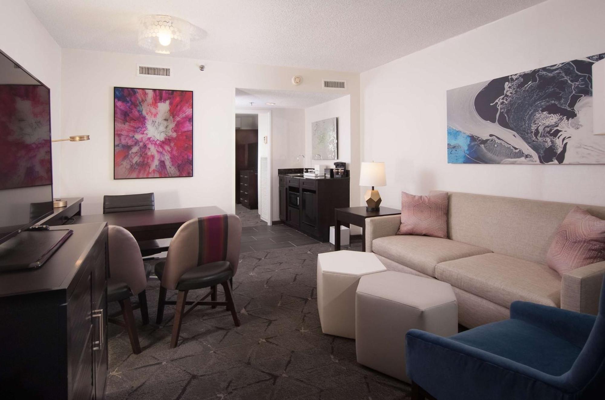 Embassy By Hilton Crabtree 3* Raleigh