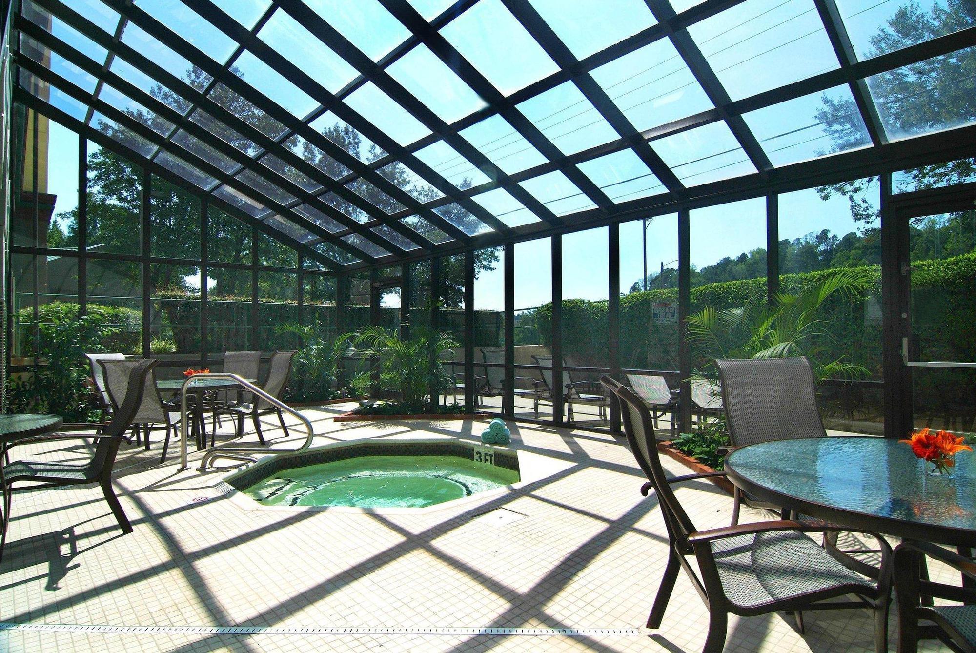 Embassy By Hilton Crabtree 3* Raleigh